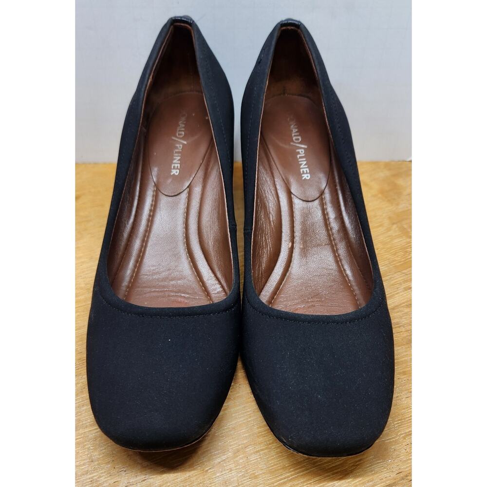 DONALD PLINER Corin Mid Block Heel Black Pump Women’s Size 7.5 EUC